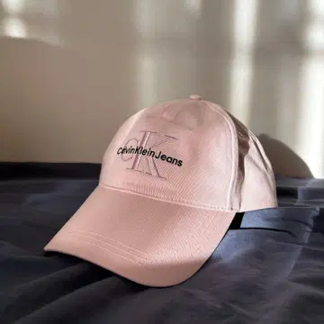 Calvin Klein Jeans 핑크 캡 S