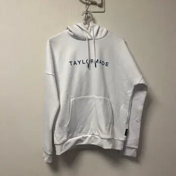 TAYLORMADE 화이트 후드 부착 맨투맨