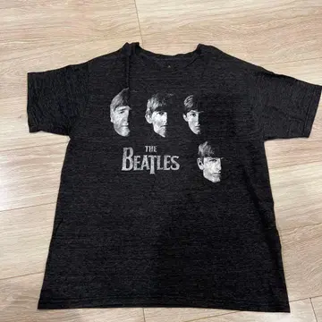 THE BEATLES tee
