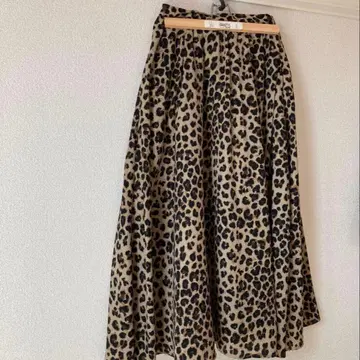어반 리서치 레오파드 무늬 롱 스커트