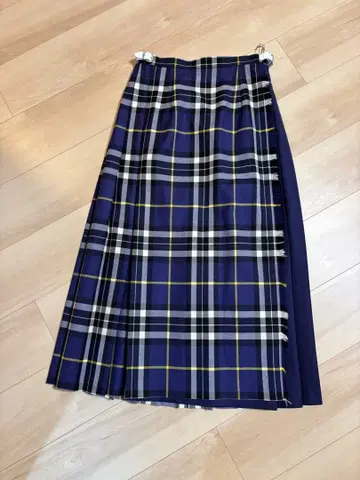 O'NEIL of DUBLIN 퀼트 플리츠 스커트