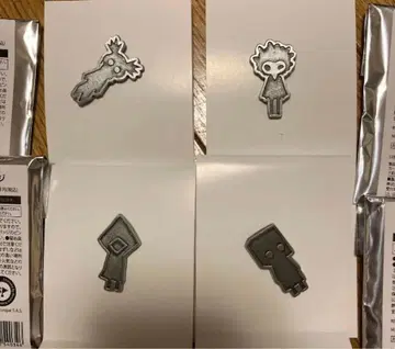 리틀 나이트메어 핀 배지 핀즈 로손 로우 어론 식스 모노