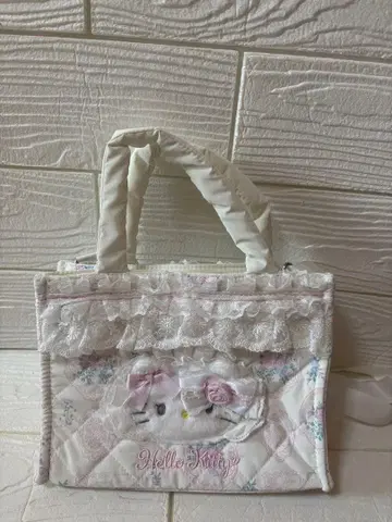 헬로키티 레이스 프릴 백