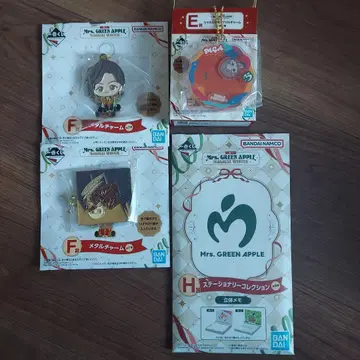Mrs. GREEN APPLE 후지사와 료카 4점 세트