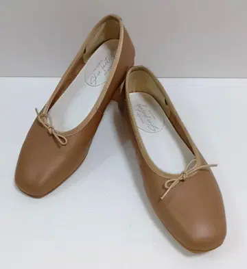 레시피 24.0 샌드 천연 가죽 발레 슈즈 스퀘어토 리본 일본제