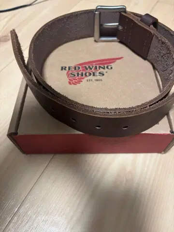 레드윙 벨트