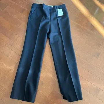 새상품 두지엠 클라세 네이비 슬랙스