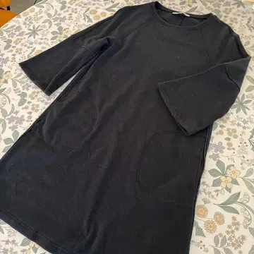 다크 그레이 8부 소매 원피스 새상품급