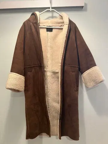 KBF 페이크 무스탕 코트 카멜