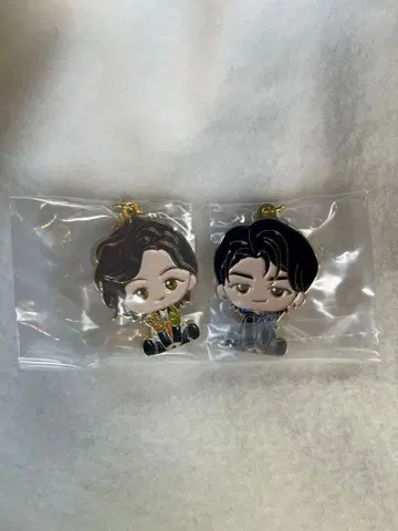 미세스 제일복권 Mrs. GREEN APPLE 메탈 참 F상 2개