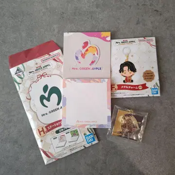 Mrs. GREEN APPLE 메모 용지 메달 참 세트