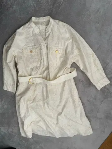 GRACE CONTINENTAL 꽃무늬 엠보싱 긴팔 셔츠 36 원피스