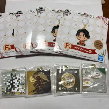 Mrs. GREEN APPLE 제일복권 메탈 참 4종