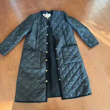 Traditional Weatherwear 블랙 롱 코트 36