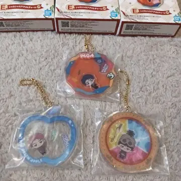 미세스 제일복권 E상 바스락 아크릴 참 와카이