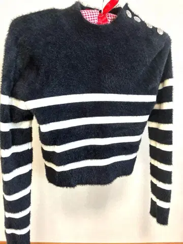 익명 배송 sheller 셰리에 비쥬 버튼 스트라이프 크롭 스웨터