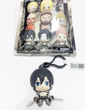 진격의 거인 미카사 피규어 백 클립 키링 키체인