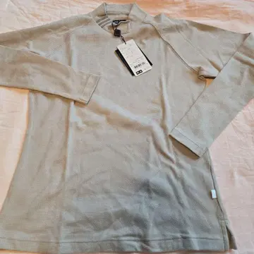 아디다스 하이넥 긴팔 T셔츠