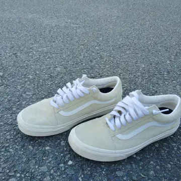 Vans 베이지 스웨이드 스니커즈