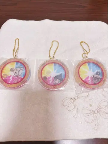 미세스 제일복권 E상 바스락 아크릴 참 3종 세트 쿠스시키