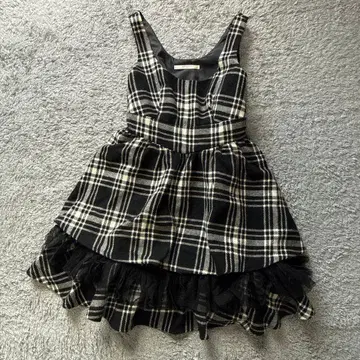 스나이델 프릴 체크 튜닉 블랙 계열 F 새상품급