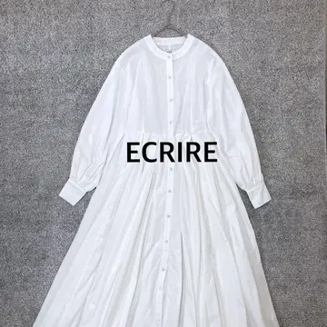 [ECRIRE] 볼륨 플레어 원피스 밴드 카라 화이트 플리츠