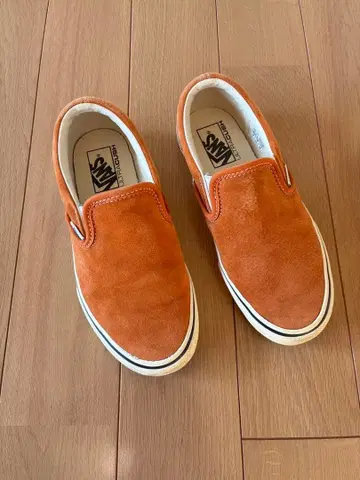 새상품급 vans 반스 슬립온 스웨이드 23cm