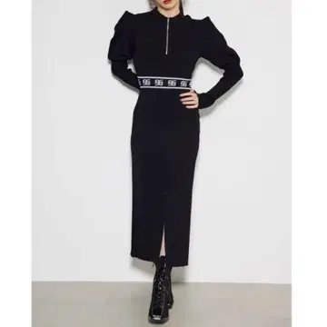 rienda 리엔다 허리 로고 kint OP 니트 원피스 블랙