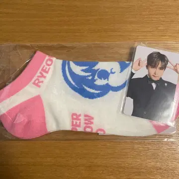 료우크 랜덤 토이 양말 mumo 구매 혜택 트레이딩 카드 세트