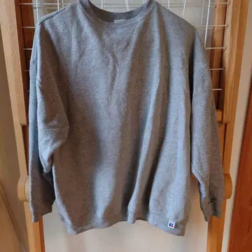 러셀 애슬레틱 맨투맨