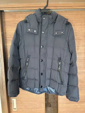 나노 유니버스 후드 부착 다운 자켓 네이비