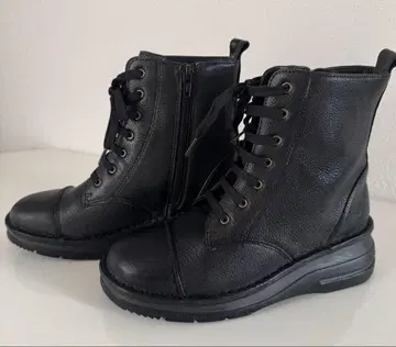 천연 가죽 블랙 통굽 숏부츠 지퍼 포함