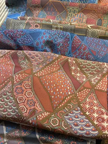 8 특수 손 재단 가공 코몬 견본 순수 실크