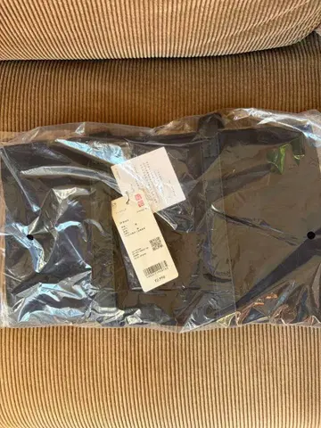 택 포함 새상품 유니클로 JW 앤더슨 콜라보 토트백