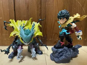 미도리야 이즈쿠 피규어 2체 세트