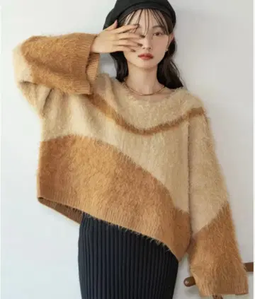 hinari 뉴앙스 샤기 니트