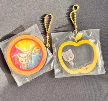 미세스 제일복권 E상 바스락 아크릴 참 후지사와 료카 2개 세트