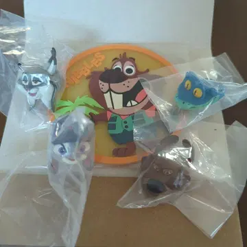 주토피아 캡슐 토이 패션 반지와 코스터