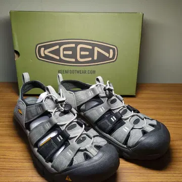239-30 KEEN 아웃도어 샌들 그레이 28.0cm