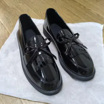 블랙 리본 로퍼 에나멜