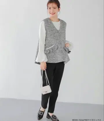 핏모어 지레 프릴 트위드 베스트 새상품급