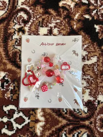 HELLO KITTY x ALLISON BROWN 백참