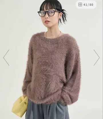 브라운 계열 퍼 스타일 긴팔 니트 FREE 사이즈