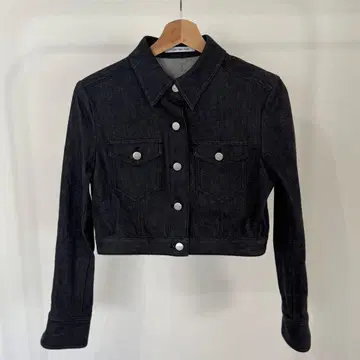 FOXEY NEW YORK 숏 기장 데님 자켓 38 새상품급