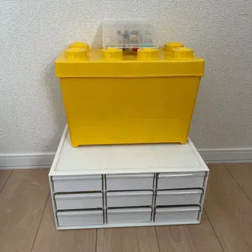 LEGO