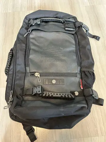 블랙 럭색 백팩