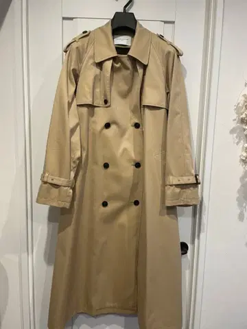 유나이티드 애로우즈 트렌치코트