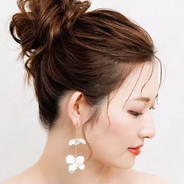 플라워 모티브 귀걸이(ANNAN WEDDING)