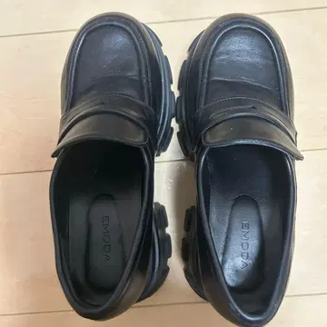 EMODA 탱크 밑창 벌키 로퍼