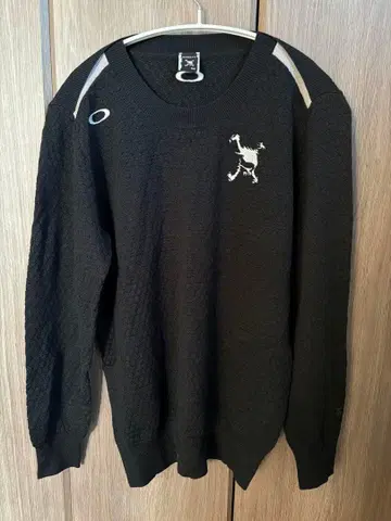 Oakley 블랙 크루넥 스웨터